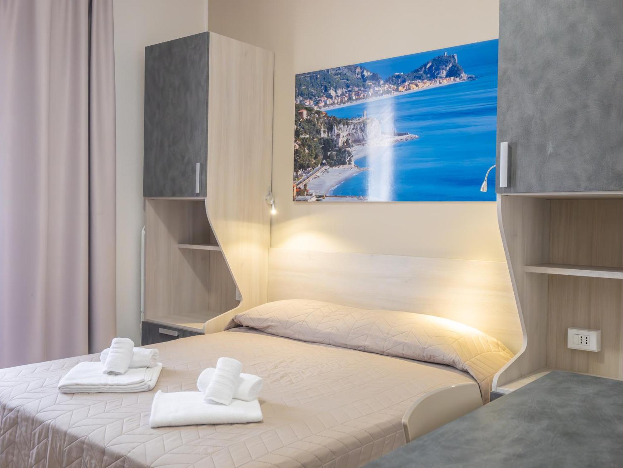 Hotel La Bussola فينالي ليغوري المظهر الخارجي الصورة