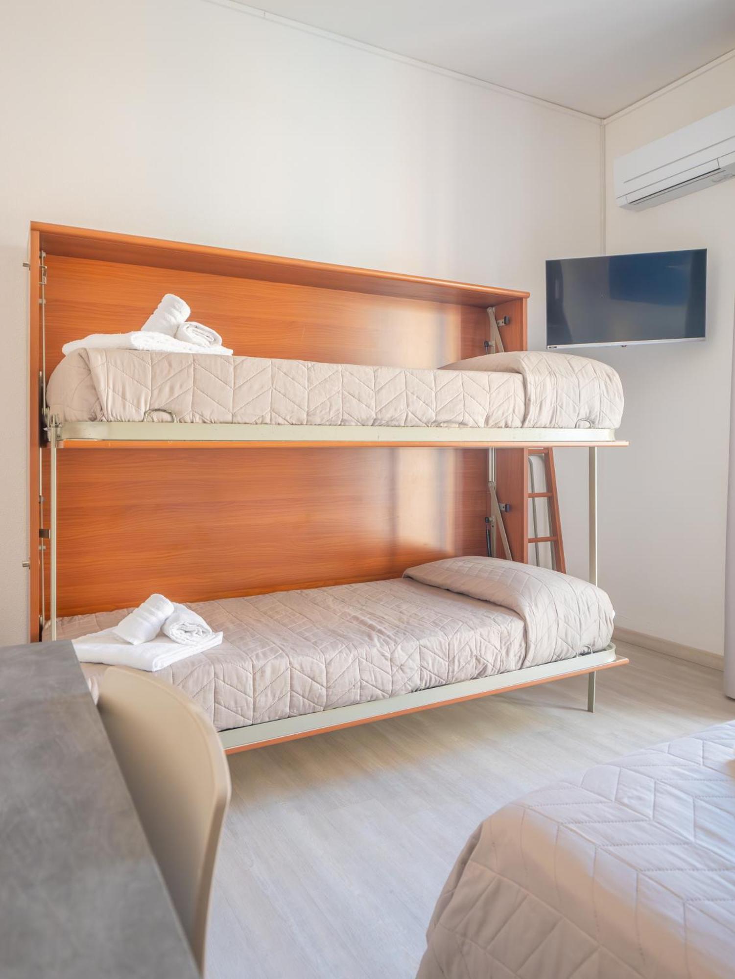 Hotel La Bussola فينالي ليغوري المظهر الخارجي الصورة